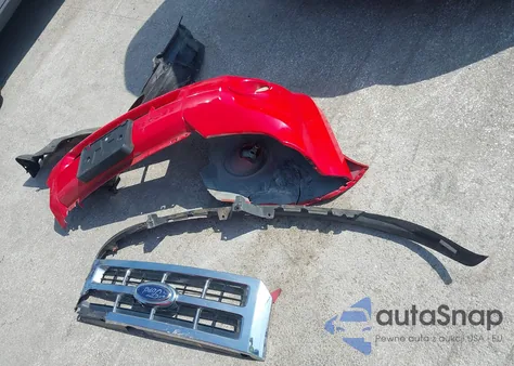 2009 Ford Escape Xlt z USA, uszkodzony, nr VIN 1FMCU03739KA81065